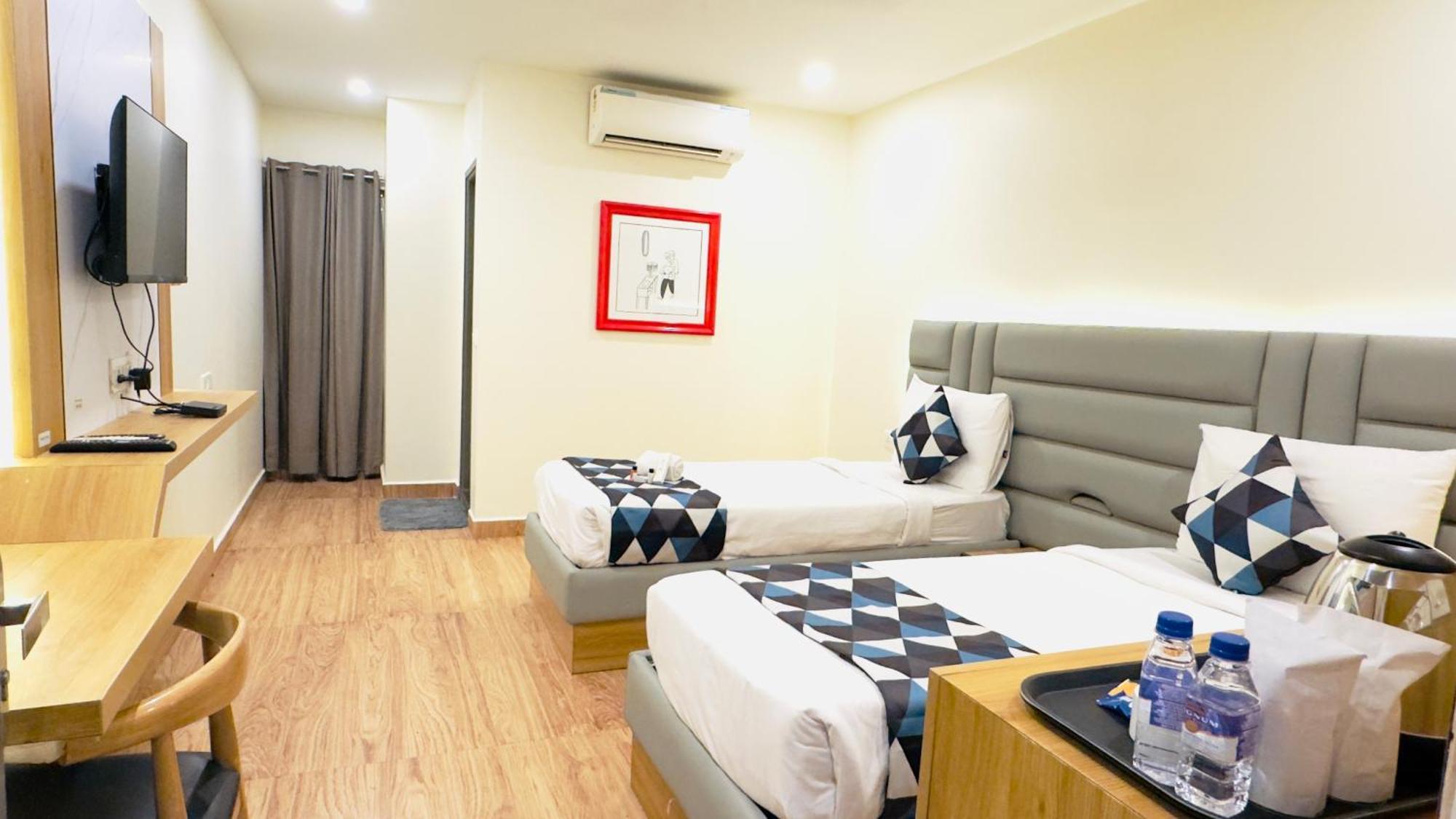 White Ridge Premium Otel Haydarabad Dış mekan fotoğraf
